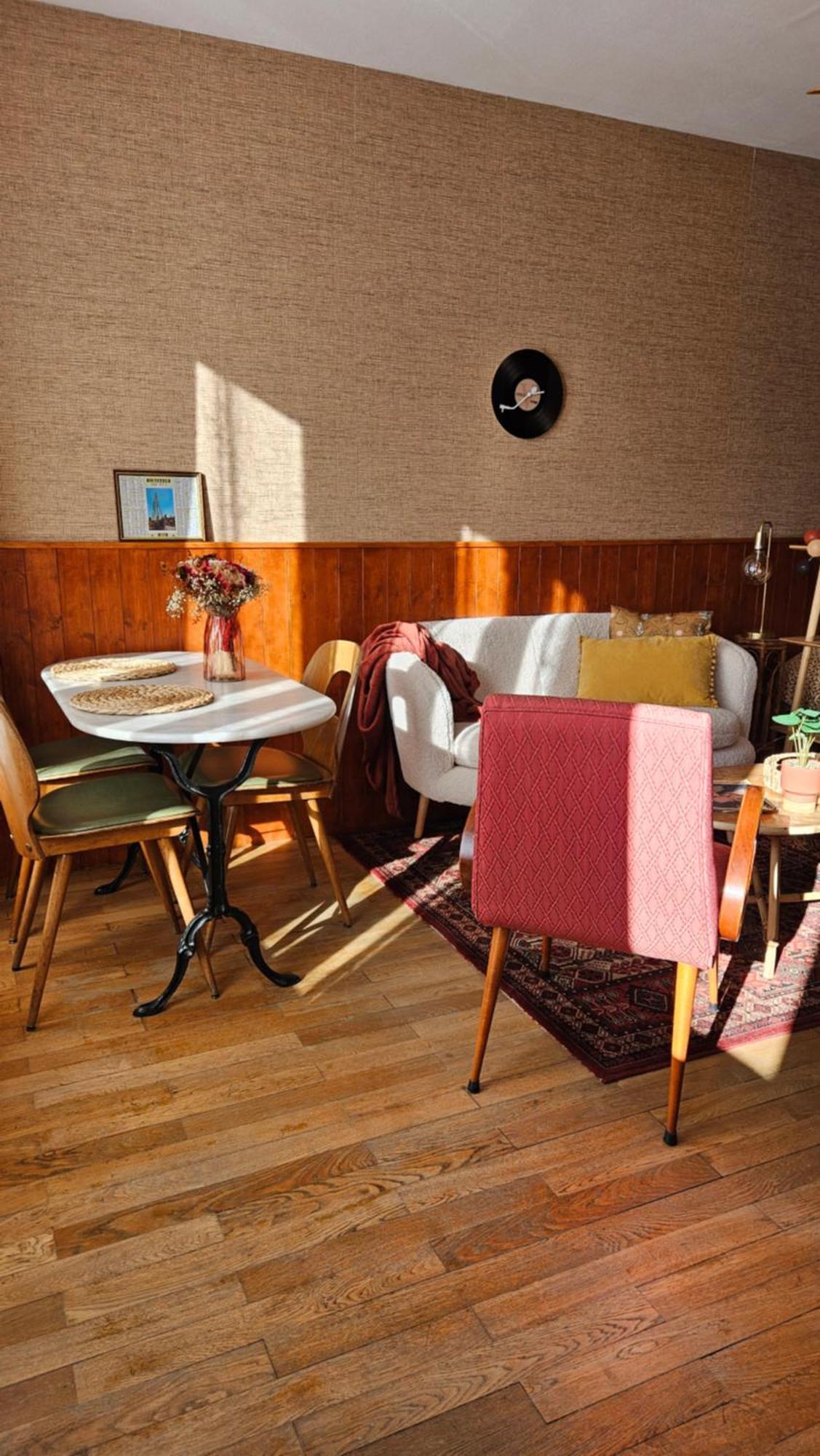 Studio 2 Pers Aux Inspirations 60S Chalon-sur-Saône Exterior foto